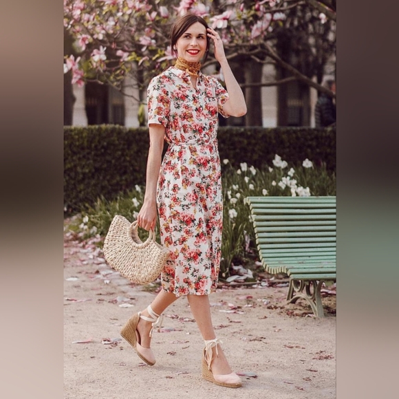 Sezane Dresses & Skirts - NWOT Sézane Adèle Floral Dress- Size US2